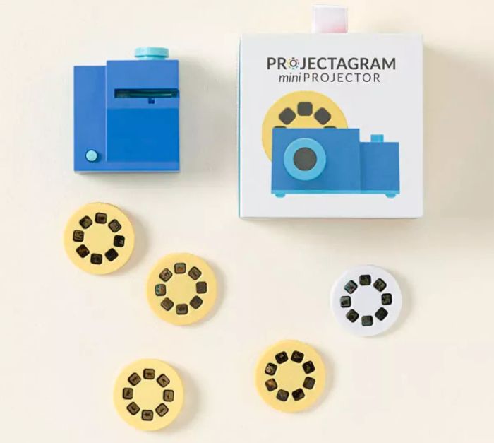 Miniature projector