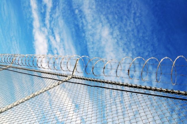 Prison Sky: Helicopter Breakouts