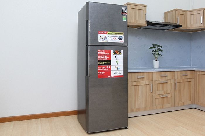 Những lưu ý khi mua tủ lạnh Sharp 180L