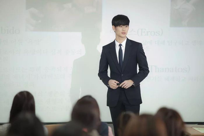 “โทมินจุน” จะกลับมาทวงหัวใจสาวๆ ในซีรีส์ ‘ซุปตาร์ตัวร้ายกับนายต่างดาว’ ทางช่อง 3 อีกครั้ง