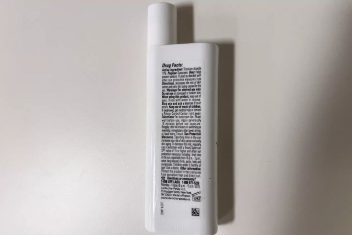 The back of the La Roche-Posay Anthelios Mineral Tinted Sunscreen for Face SPF 50 bottle