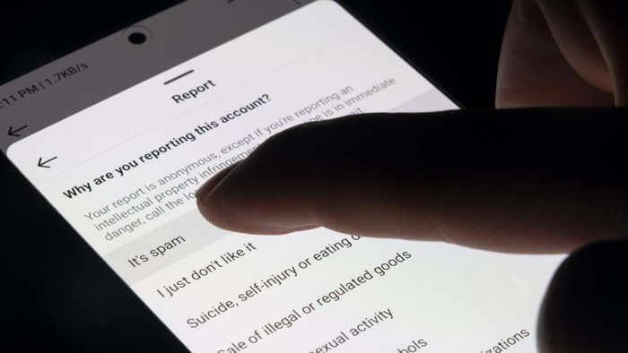 How to Identify a Fake Instagram Account
