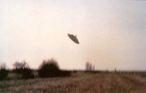 A UFO captured hovering above a farm in Oregon