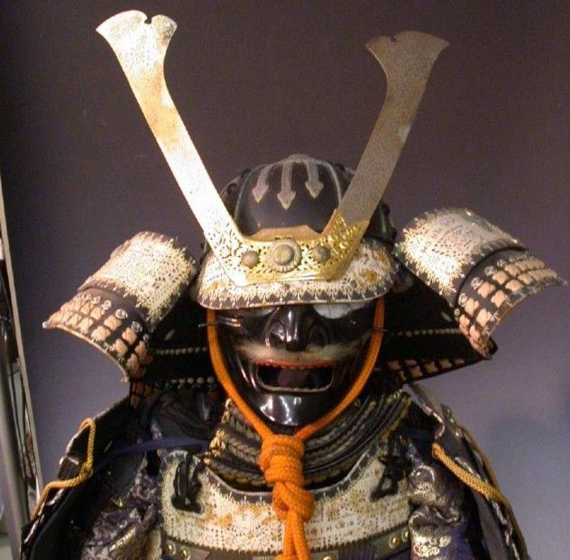 One of the most remarkable aspects of the samurai is their intricate and unusual armor. Despite its ornate appearance, every piece was highly functional. Unlike the armor worn by European knights, samurai armor was designed for flexibility and mobility. It consisted of lacquered plates made from leather or metal, carefully laced together with silk or leather cords. The armor featured large rectangular shoulder guards, light armored sleeves, and often left the right arm exposed to allow for maximum movement.