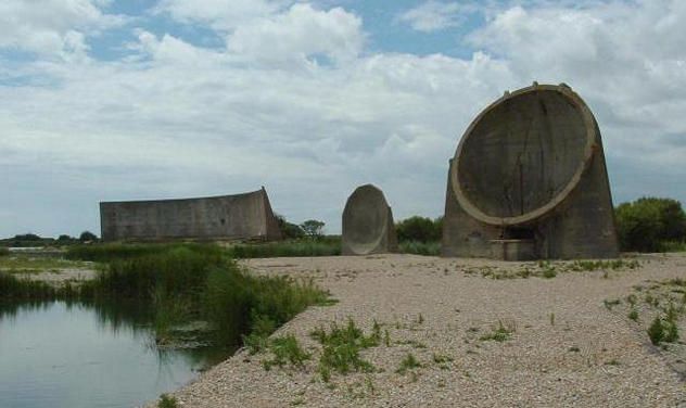 4_Listening_Ears_-_geograph.org.uk_-_166