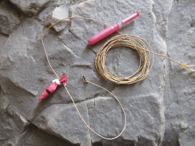 Tampon-Bobber-On-Rock-1