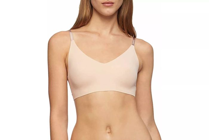 Calvin Klein Women's Invisibles Comfort Lightly Lined Seamless Wireless Triangle Bralette Bra