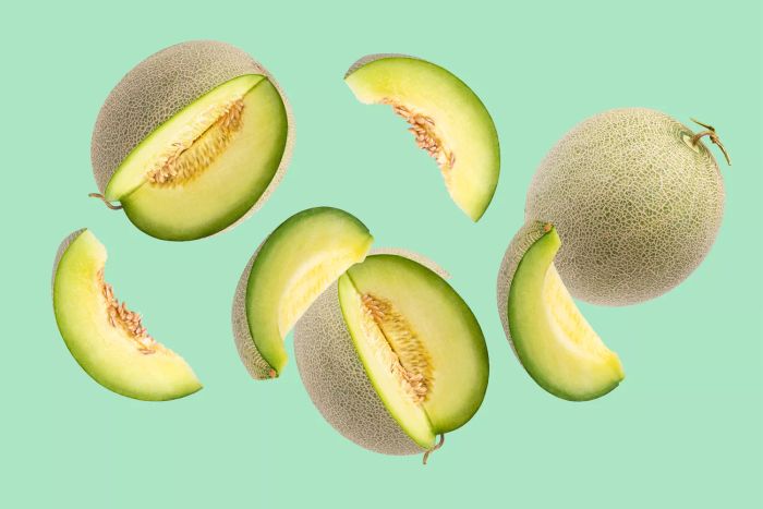 ripe-honeydew-melon-GettyImages-1497622092