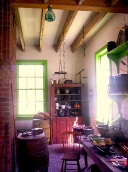 Old-Fashioned-Kitchen1