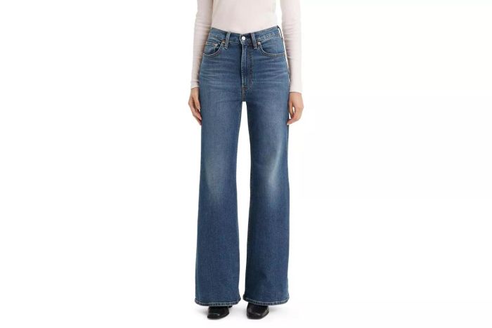 Levi's Ribcage Bell Bottom Jeans: A True New York Moment