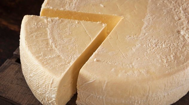 Large Organic White Cheese Wheel