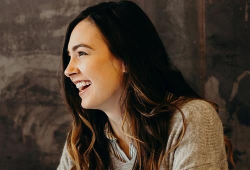 Công việc tiến triển thuận lợi, mọi thứ đều suôn sẻ.