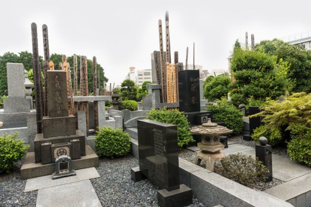 3a-yanaka-cemetery_000058699018_Small