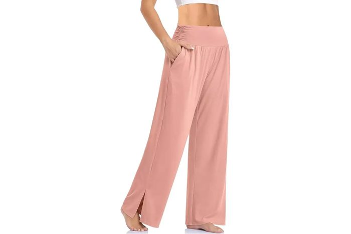 UEU Women's Wide-Leg Yoga Pants offer comfort and chic style.
