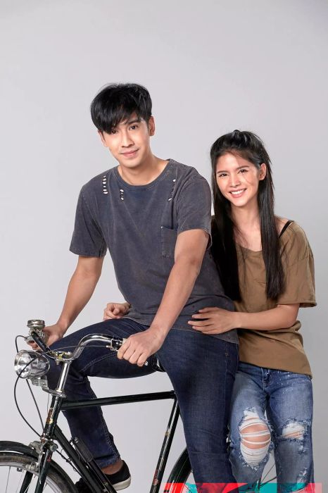 “กานต์-ณัฐชา” ขึ้นแท่นดาวเด่น! ดราม่าของ “หงส์ฟ้า” ทำให้เรื่องนี้ดังขึ้นอย่างรวดเร็ว โดยในปีเดียว เธอฝากผลงานไว้ถึง 5 เรื่อง