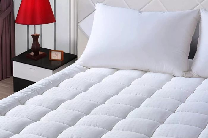 This ‘Smooth, Breathable, and Moisture-Resistant’ Mattress Topper Has Garnered Over 66,000 Five-Star Ratings—and It’s 36% Off