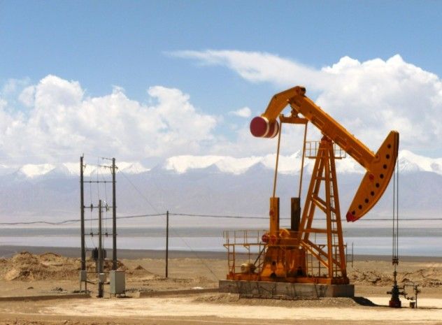 oil well