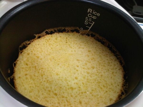 Rice Cooker Cake