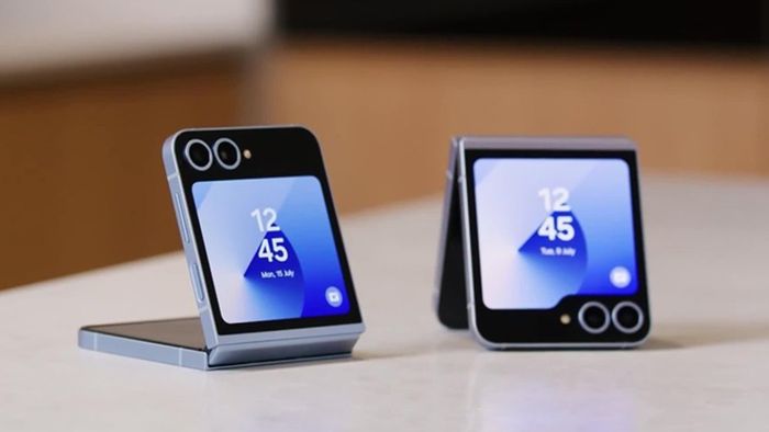 Galaxy Z Flip FE sở hữu cấu hình mạnh mẽ và ấn tượng.
