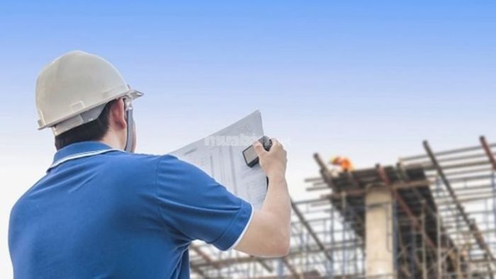 Việc theo dõi sát sao tiến độ thi công là cần thiết để đảm bảo chất lượng và tiến độ công trình luôn đạt yêu cầu.