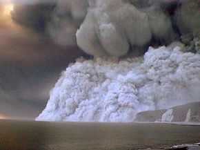 The pyroclastic flow originating from Mount Oyama