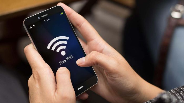 Wifi vulnerabilities in airports and hotels