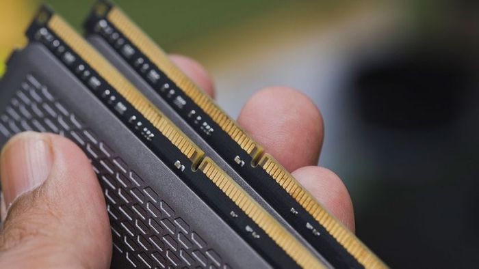 DDR RAM (Double Data Rate RAM)