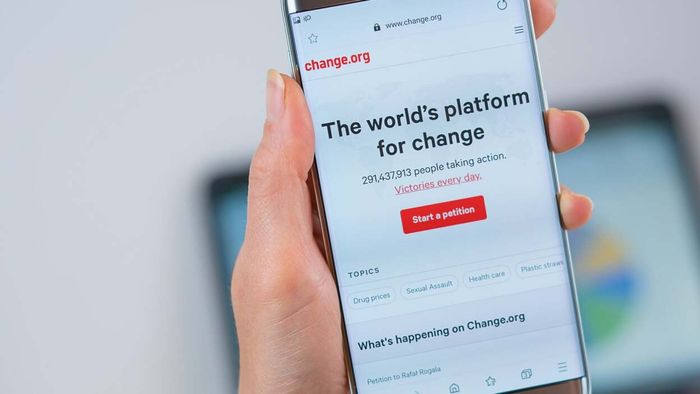Before you decide to contribute on Change.org, take a moment to read this
