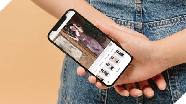 Ứng dụng Beautycam đang thu hút sự chú ý của cộng đồng mạng Việt Nam nhờ tính năng thay quần áo AI mới.