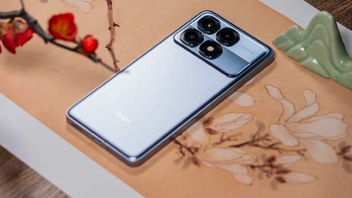 Dự kiến, chiếc điện thoại này sẽ được ra mắt vào tháng 7 năm nay.