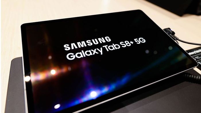 Samsung Galaxy Tab S8+ 5G model