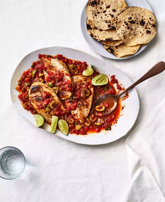Chicken with Salsa, Olives, and Lime