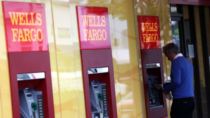 Be Cautious with Links in Texts from 'Your Bank'