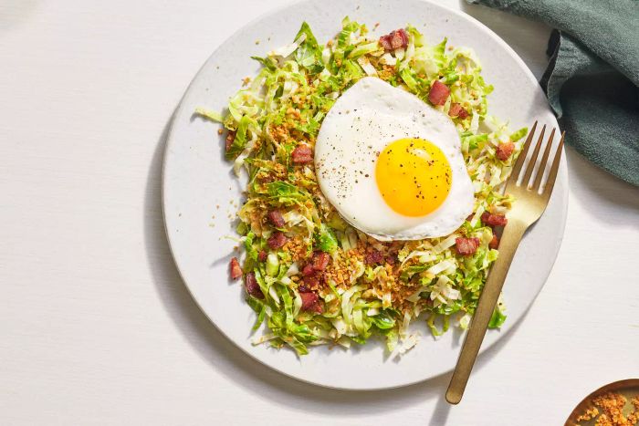 brussels-sprouts-salad-pancetta-fried-eggs-Mytour