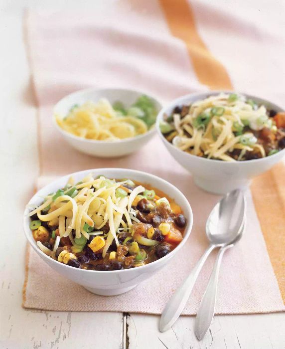 Quick Dinner Ideas: Southwestern Beef Chili with Corn