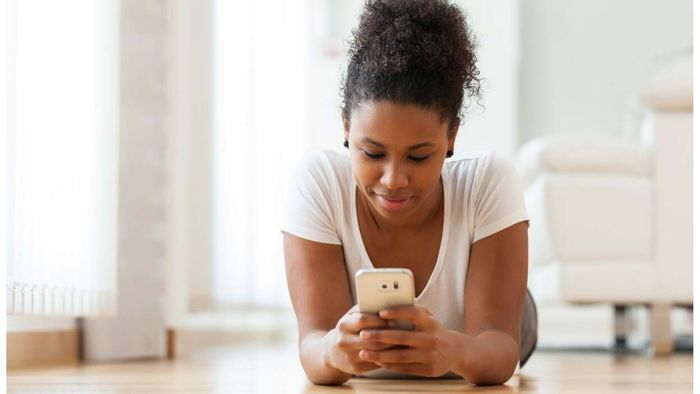 Struggling with your phone payment this month? Here's what you can do to keep things on track.