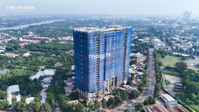 Dự án The Maison được đầu tư bởi Công ty Cổ phần C-Holdings, là một trong những dự án nổi bật tại khu vực trung tâm của thành phố Thủ Dầu Một.