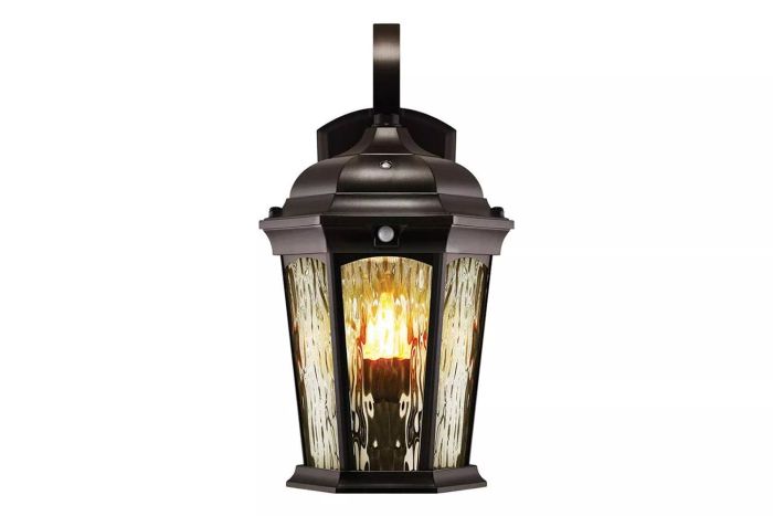 Euri Lighting EFL-130W-MD Flickering Flame Lantern