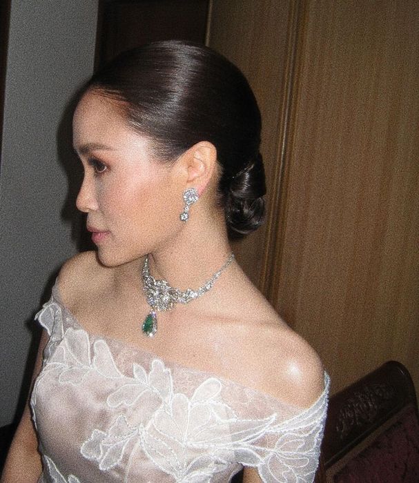 ชุดแต่งงานของ 