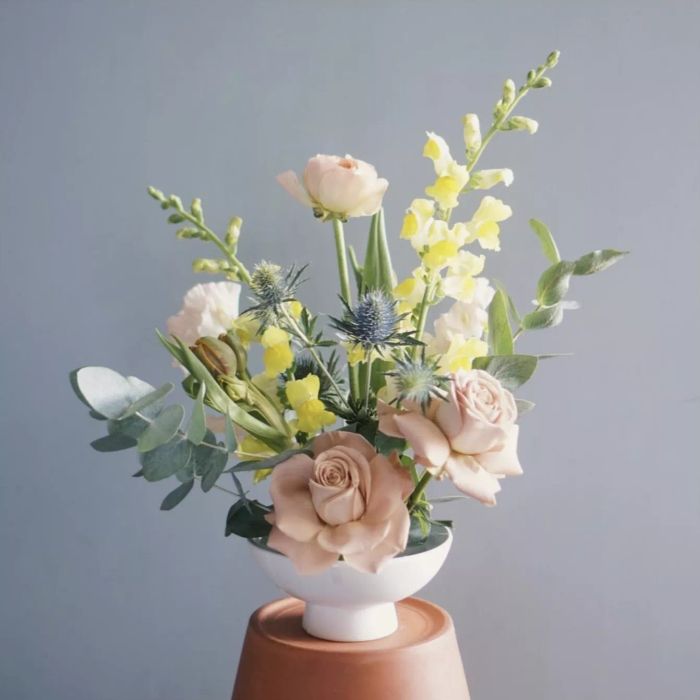 Ikebana-Inspired Floral Design