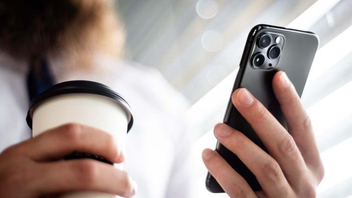 Is Apple's New Installment Plan the Right Choice for Your iPhone?