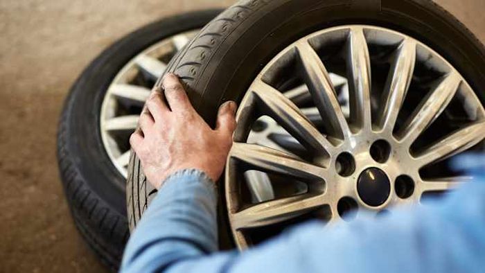 It’s a wheel. Plus a tire. With a rim. And a hubcap.