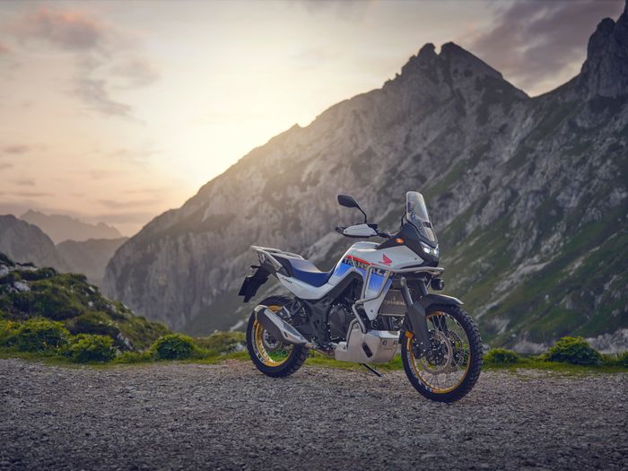 XL750 Transalp (1).jpg