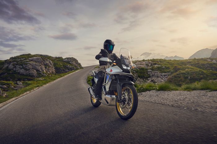 XL750 Transalp.jpg