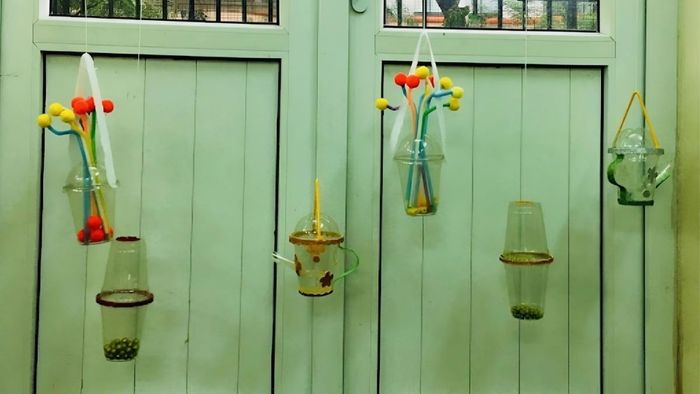 Trang trí cửa lớp mầm non
