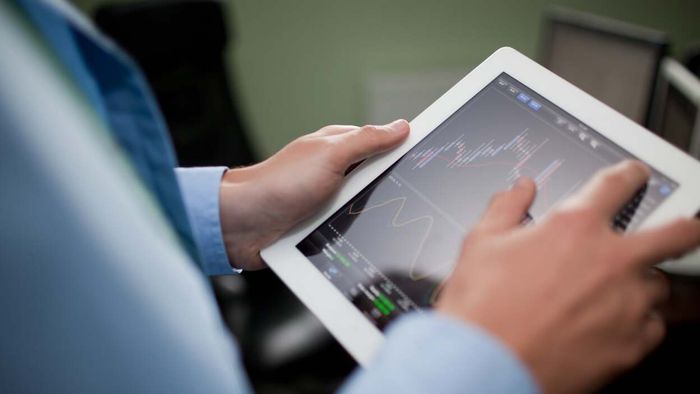 Why Are Some Brokerages Removing Trading Fees? What's the True Motivation?