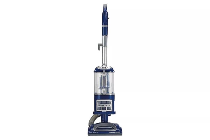 Amazon Shark NV360 Navigator Lift-Away Deluxe Upright Vacuum Cleaner