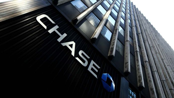 Chase's Debt Forgiveness: What You Need to Know About Canadian Cardholders' Relief