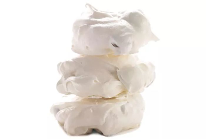 Chocolate Chip Meringue Kisses