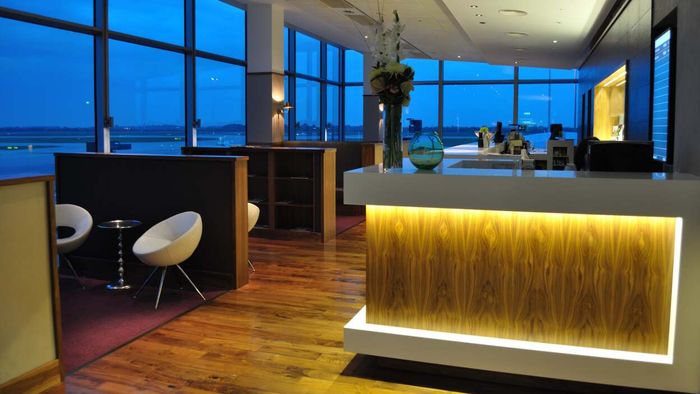 How Can You Access an Airport Lounge on a Budget?
